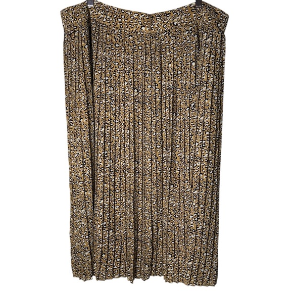J. Crew Factory Dresses & Skirts - Size 18 EUC J. Crew Factory Leopard Print Pleated Lined Midi Skirt